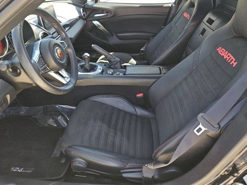 Used 2019 FIAT 124 Spider Abarth w/ Convenience Group RWD image 12