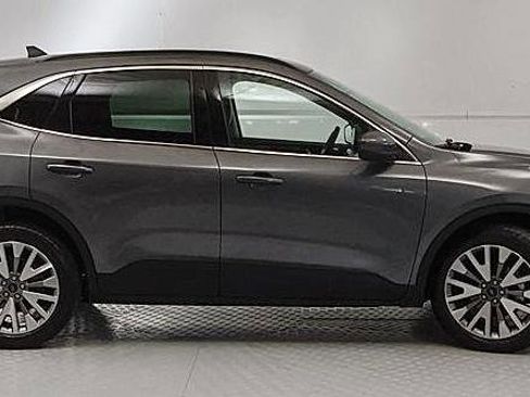 Certified 2022 Ford Escape Titanium w/ Class II Trailer Tow Package image 2