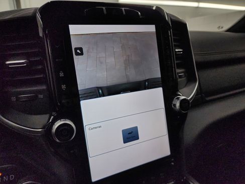 Used 2023 RAM 2500 Laramie w/ Night Edition image 17