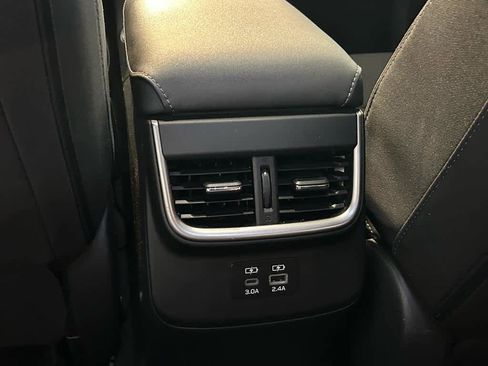 Used 2024 Subaru Legacy Premium image 17