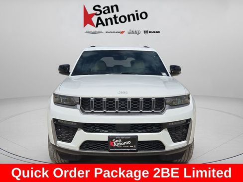 New 2026 Jeep Grand Cherokee Limited w/ Luxury Tech Group II RWD image 3
