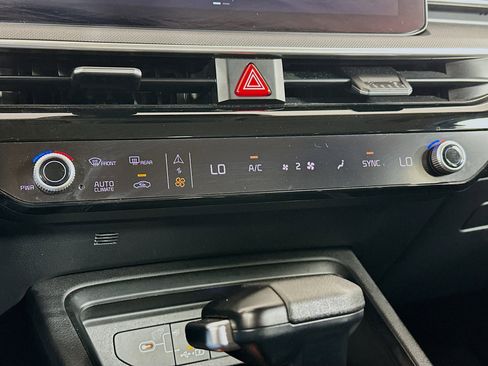 Used 2025 Kia K5 LXS image 23