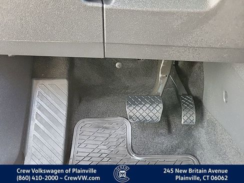 Certified 2023 Volkswagen Tiguan SE w/ Panoramic Sunroof Package image 40