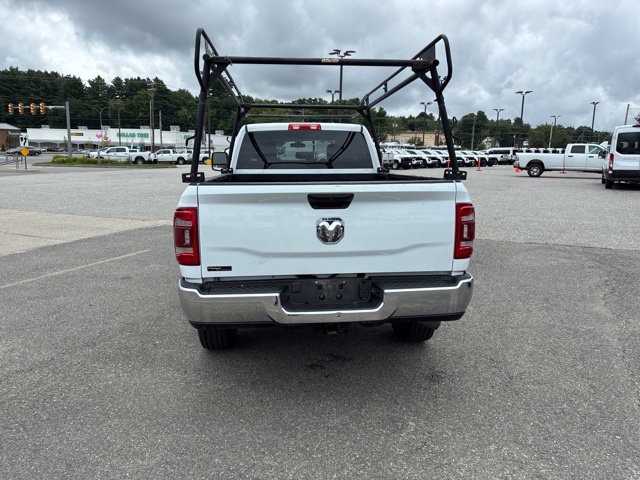Used 2024 RAM 2500 Tradesman w/ Chrome Appearance Group AWD/4WD image 7