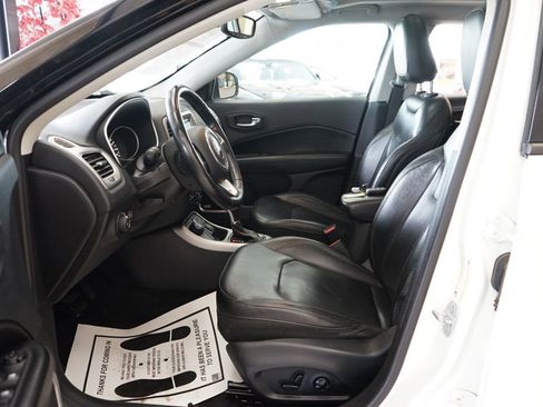 Used 2019 Jeep Compass High Altitude AWD/4WD image 28