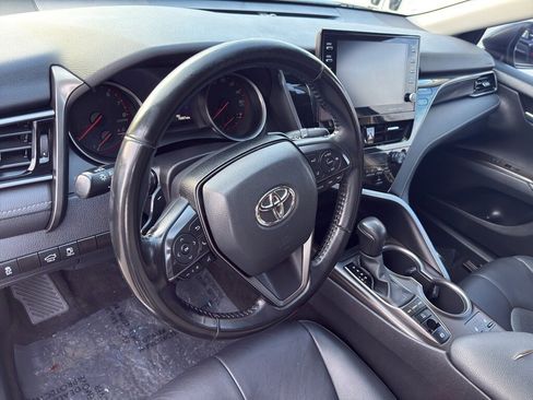 Used 2022 Toyota Camry XSE image 13