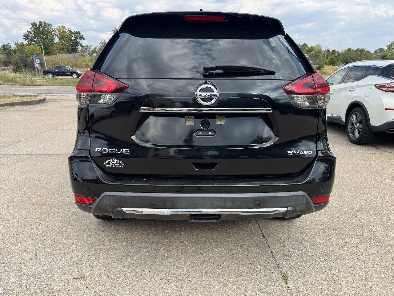 Used 2020 Nissan Rogue SV AWD/4WD image 7