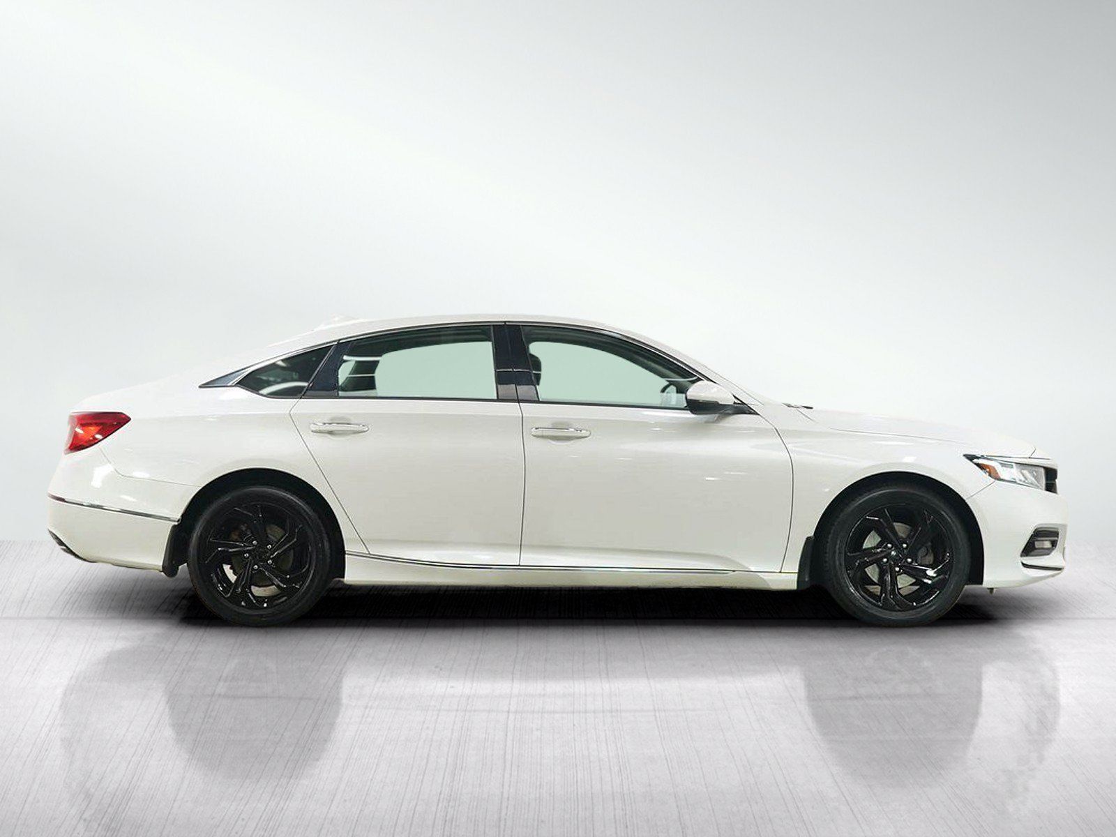 Used 2019 Honda Accord EX-L image 6