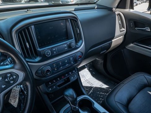 Used 2022 Chevrolet Colorado ZR2 image 20