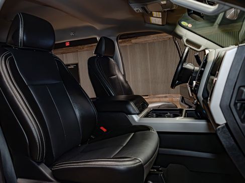 Used 2021 Ford F350 Lariat w/ Lariat Ultimate Package image 25