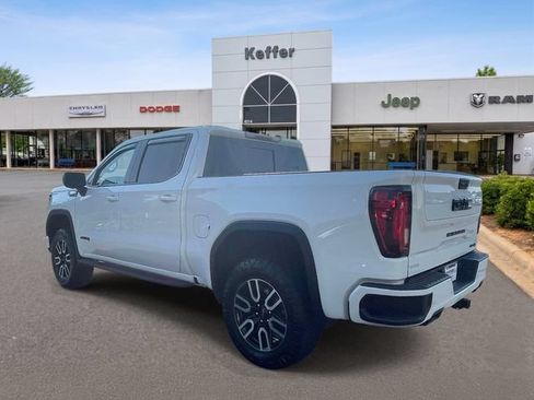 Used 2025 GMC Sierra 1500 AT4 w/ AT4 Premium Package AWD/4WD image 4