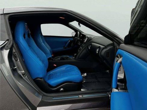 Used 2013 Nissan GT-R Premium AWD/4WD image 38