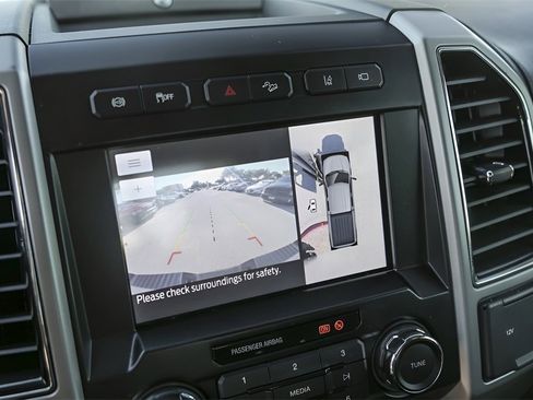 Used 2021 Ford F250 Lariat w/ Lariat Value Package image 20