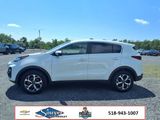 Used 2020 Kia Sportage LX w/ LX Popular Package image 4