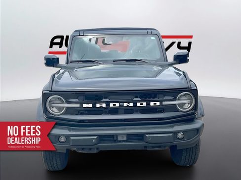 Used 2024 Ford Bronco Outer Banks AWD/4WD image 2
