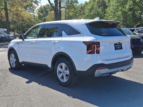 New 2026 Kia Sorento LX image 4