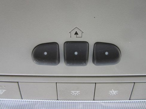 Used 2009 Saturn Vue XR w/ Convenience Package image 34