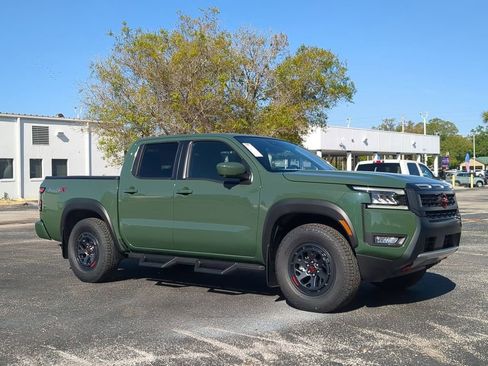 New 2026 Nissan Frontier Pro-X w/ Pro-X Convenience Package image 2
