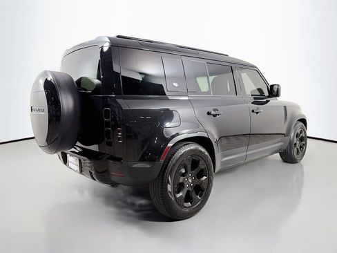 Certified 2024 Land Rover Defender 110 S AWD/4WD image 5
