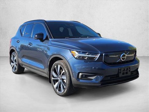 Used 2022 Volvo XC40 P8 Recharge Plus AWD/4WD image 3