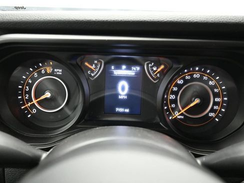 Used 2025 Jeep Gladiator Sport AWD/4WD image 15