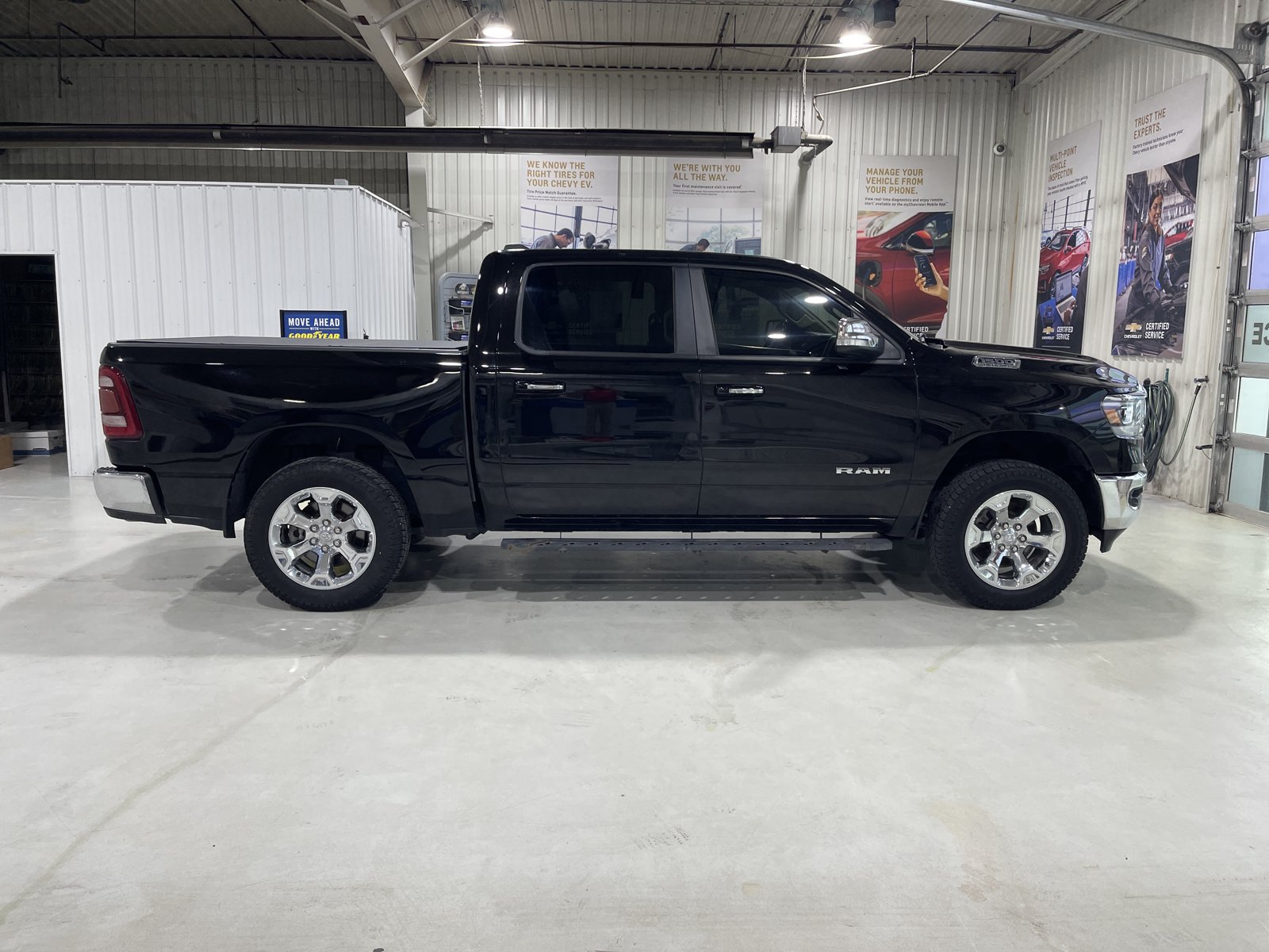 Used 2019 RAM 1500 Big Horn AWD/4WD image 9