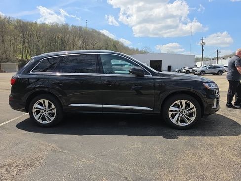 Used 2023 Audi Q7 3.0T Premium Plus image 4