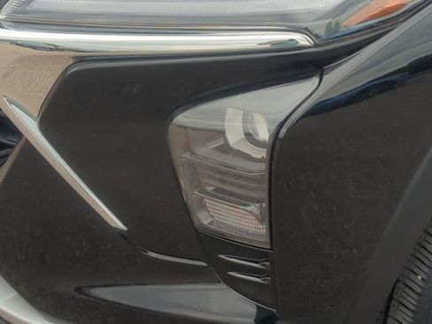 Used 2024 Chevrolet Trax LT w/ Driver Confidence Package FWD image 9