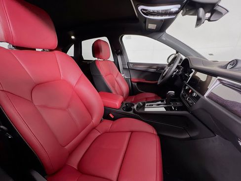 New 2026 Porsche Macan S image 30