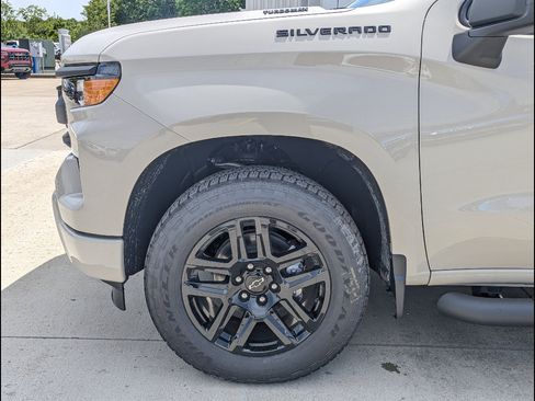 New 2026 Chevrolet Silverado 1500 Custom w/ Turbomax Blackout Package AWD/4WD image 10