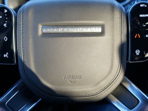 Used 2020 Land Rover Range Rover HSE image 20