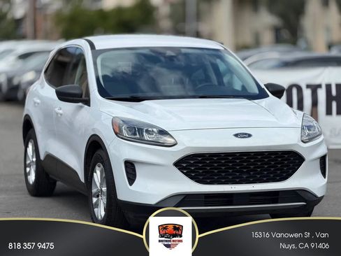 Used 2022 Ford Escape SE FWD image 50