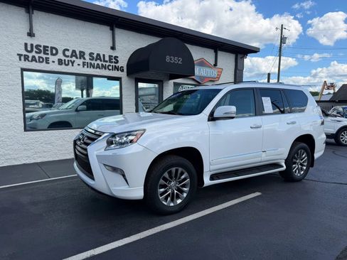 Used 2015 Lexus GX 460 Luxury AWD/4WD image 3