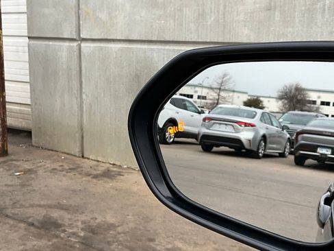 Used 2025 Toyota Camry LE image 19