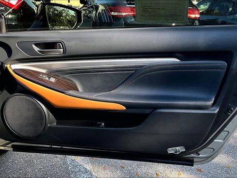 Used 2023 Lexus RC 300 image 26