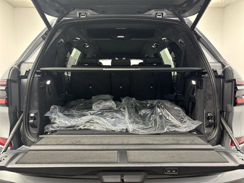 New 2026 BMW X7 xDrive40i w/ M Sport Package image 21