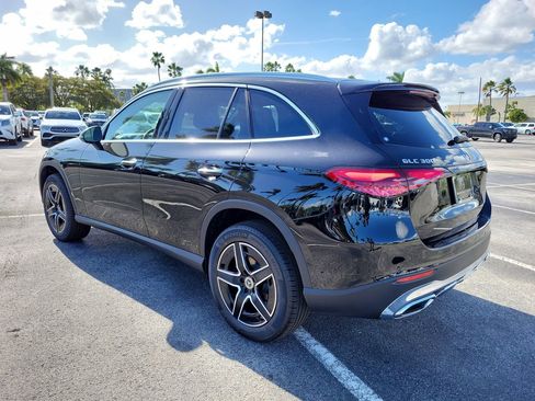 New 2026 Mercedes-Benz GLC 300 image 4