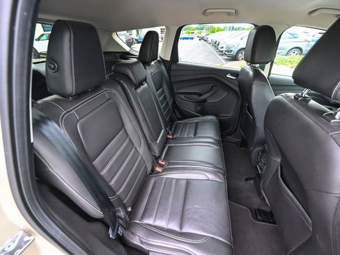 Used 2017 Ford Escape Titanium AWD/4WD image 29