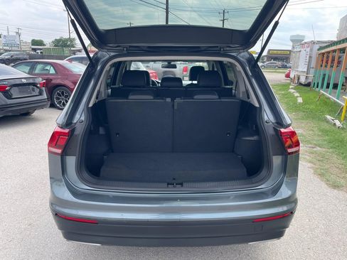 Used 2019 Volkswagen Tiguan SE image 6