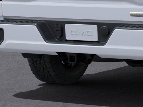 New 2025 GMC Sierra 1500 Elevation image 14