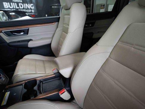 Used 2020 Honda CR-V Touring image 10