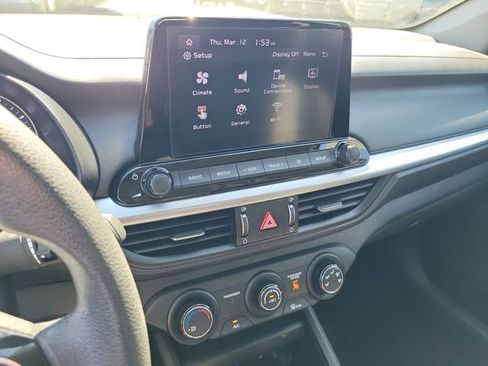 Used 2024 Kia Forte LXS image 8