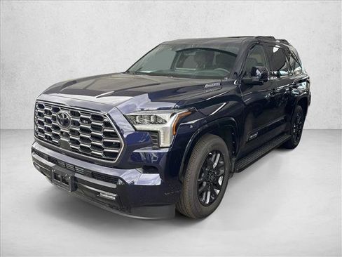 Certified 2025 Toyota Sequoia Platinum image 11