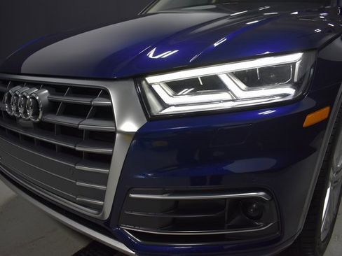 Used 2018 Audi Q5 Prestige w/ Prestige Package image 11