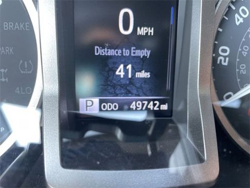 Used 2022 Toyota Tacoma Limited image 12
