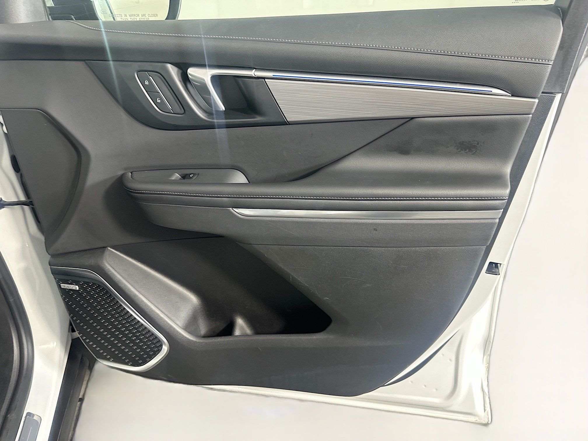 Used 2025 Buick Enclave Preferred FWD image 35