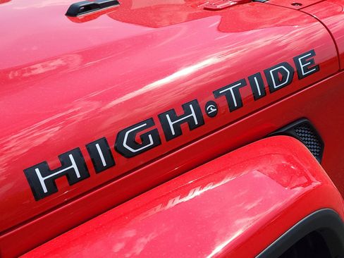 New 2025 Jeep Gladiator High Tide image 26