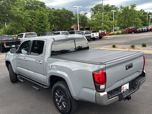 Used 2021 Toyota Tacoma SR5 RWD image 21