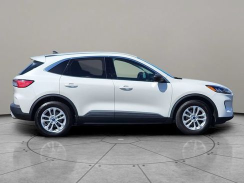 Certified 2022 Ford Escape SE FWD image 13