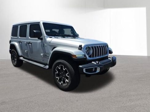 Used 2024 Jeep Wrangler Unlimited Sahara AWD/4WD image 6
